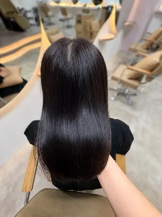 ミディアム 栁原 舞琴のヘアスタイル