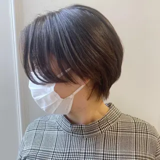 ショート カラー 小顔レイヤー/ ベージュ🤍Rieのヘアスタイル