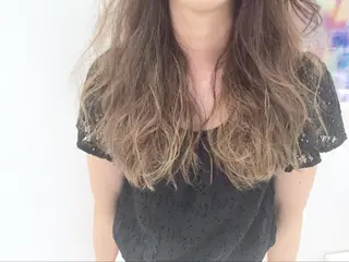 カラー パーマ ハイトーン×髪質改善 KENTAのヘアスタイル