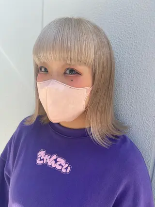 ミディアム SEAM アキホのヘアスタイル