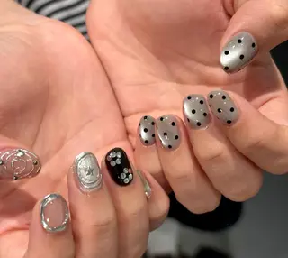 ネイル Pure&Rich Nailのネイルデザイン