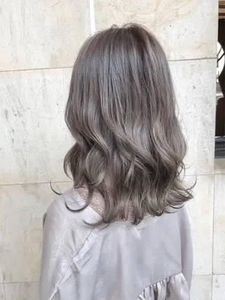 ミディアム カラー 韓国系レイヤー特化 hiroのヘアスタイル
