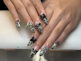 ネイル Nie Nail Shinokuboのネイルデザイン