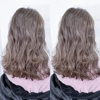 ミディアム カラー BOX mico.のヘアスタイル