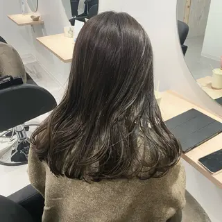 セミロング カラー ROE 日吉のヘアスタイル