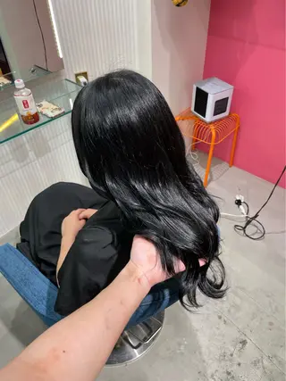 ロング カラー 安井まゆ _Box mico.のヘアスタイル