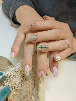ネイル Nailsalon Arumのネイルデザイン