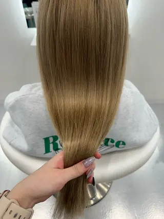 ロング ならざきつぐみ /天王寺/ハイトーンのヘアスタイル