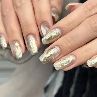 ネイル 𝗺𝗮𝗸𝗶 .のネイルデザイン