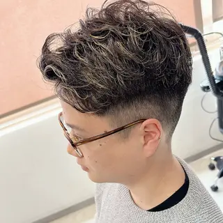 ショート パーマ メンズ 中島 剛のヘアスタイル