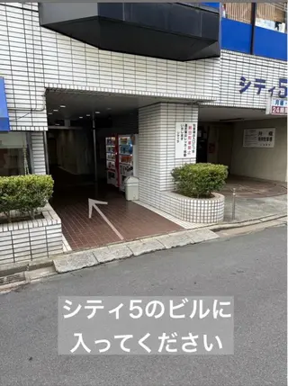 ショート midori osawaのヘアスタイル