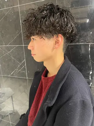 パーマ メンズ 大阪美容師 井上智博のヘアスタイル