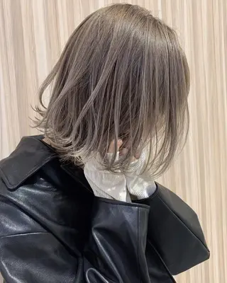 ショート ヘアアレンジ シアーベージュニスト 🥣大石亜里紗のヘアスタイル