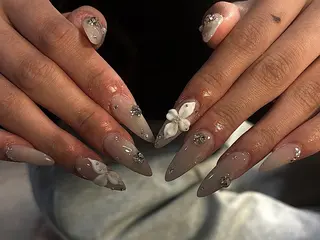 ネイル アユリ リリのネイルデザイン