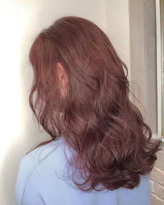 ロング BRIDGE あきらのヘアスタイル