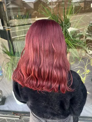 ミディアム alu yuinaのヘアスタイル
