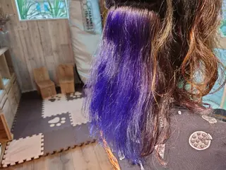 カラー 伊藤 新のヘアスタイル