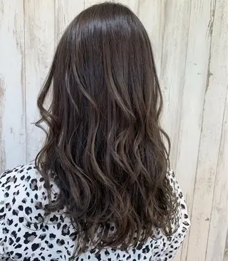 ロング カラー 心斎橋韓国ボブ 好原良真のヘアスタイル