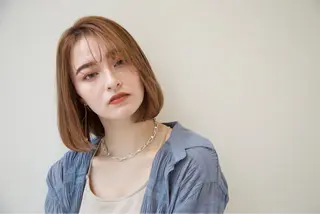 ショート 小顔レイヤー/ ベージュ🤍Rieのヘアスタイル