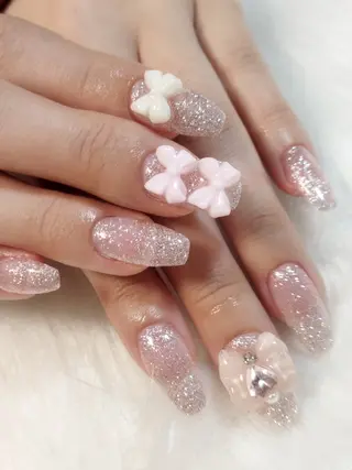 ネイル DI'A ネイルサロンのネイルデザイン
