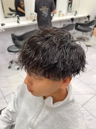 ショート カラー パーマ ヘアアレンジ メンズ 💎韓国/ レイヤー カット/ 暖色🫧のヘアスタイル