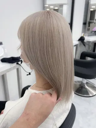 カラー 透明感🤍レイヤー ベージュ‎🤍ピンクのヘアスタイル