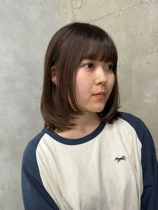 ミディアム anon Loemのヘアスタイル