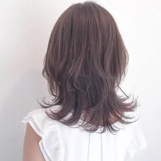 ミディアム カラー 伊藤 さやかのヘアスタイル