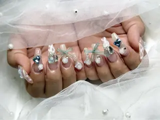 ネイル Roi〈ロワ〉 Minakoのネイルデザイン