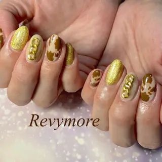 ミディアム ネイル nail salon Revymoreのネイルデザイン