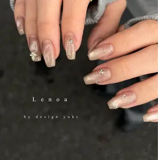 ネイル Lenoa Yukiのネイルデザイン