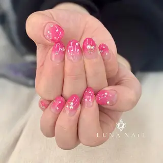 ネイル アトリエ　ミモザ所属・いまむら あかりのネイルデザイン