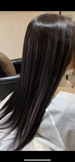 ロング カラー れい🫧 ハイトーン特化のヘアスタイル