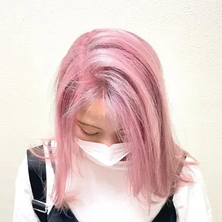 ミディアム カラー パーマ ヘアアレンジ メンズ キッズ ネイル マツエク・マツパ アイブロウ 切りっぱなしヘアボブ ミディアムヘアRYOのヘアスタイル
