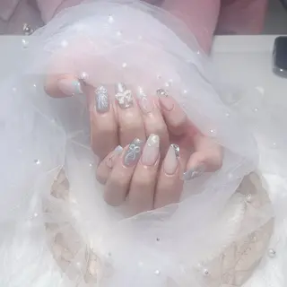ネイル uu ネイルサロン関内🌼のネイルデザイン