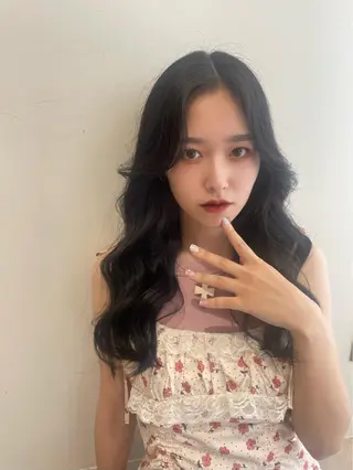 ロング カラー キッズ ネイル マツエク・マツパ レイヤーカット 韓国風/yukinoのヘアスタイル