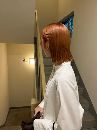 ミディアム カラー レイヤーカット/ マリアのヘアスタイル