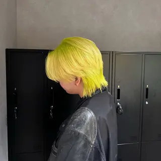 カラー メンズ ブリーチカラー/ ベージュ/SARAのヘアスタイル