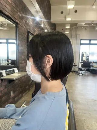ショート 髪質改善×ブリーチ 無しWカラー🫧天神のヘアスタイル