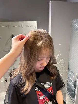 カラー 透明感ベージュ🤎 ナチュラルレイヤーのヘアスタイル