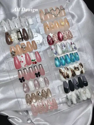 ネイル Lazuli 💎のネイルデザイン