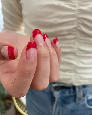 ネイル kiii.__ ✴︎*のネイルデザイン