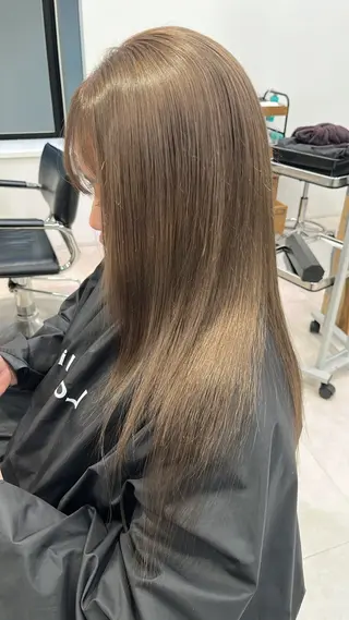 セミロング カラー 赤み消しカラー/ ナチュラル/トモキのヘアスタイル