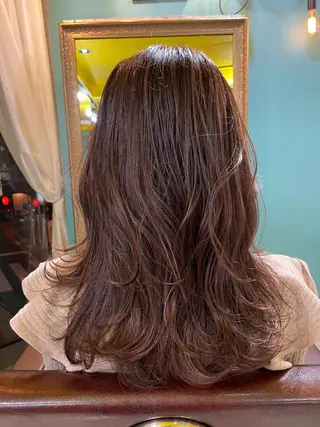 ロング カラー 末石 智のヘアスタイル