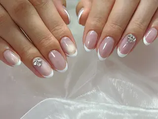 ネイル yume 大人ガーリーネイルのネイルデザイン