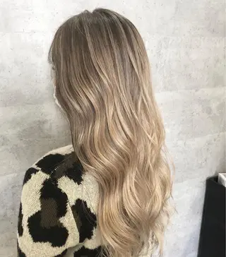 ロング カラー 髪質改善で 憧れの潤艶美髪にのヘアスタイル