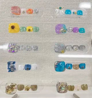 ネイル bijou nails　蓮のネイルデザイン
