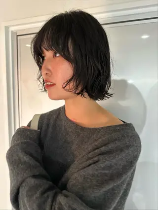 ショート カラー パーマ natsumi zenshoのヘアスタイル