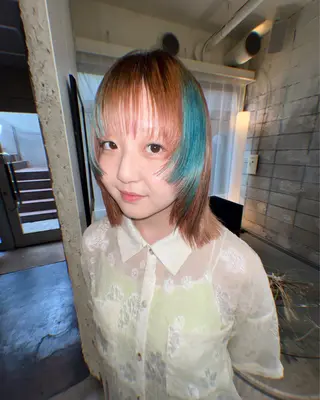 ミディアム カラー 圧倒的デザイン力 店長🎨RENAのヘアスタイル