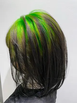 ミディアム カラー デザインカラーウルフ 宙也のヘアスタイル